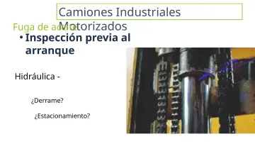 Slide 25: Camiones Industriales Motorizados