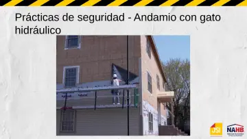 Slide 46: Prácticas de seguridad - Andamio con gato hidráulico